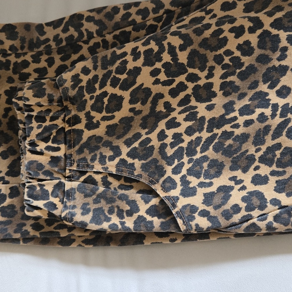 LE BON SHOPPE Leopard Print Pants - Picture 6 of 8